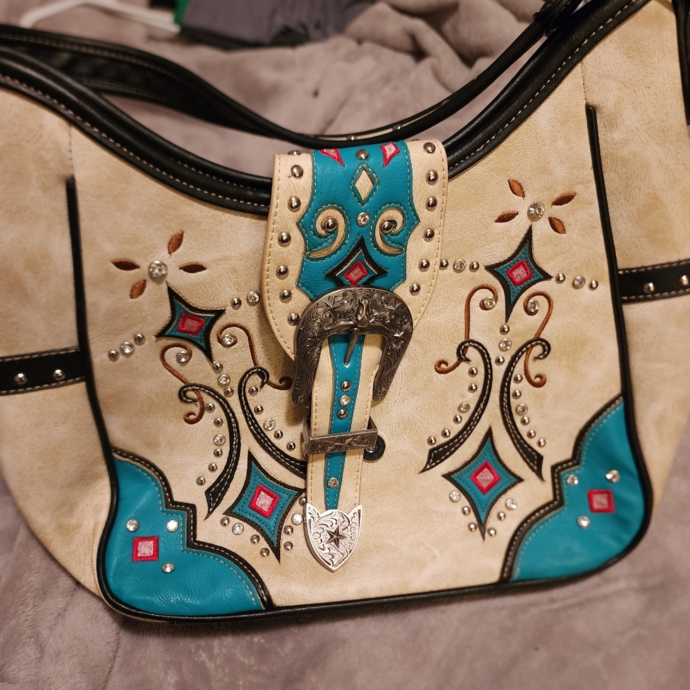 Buckle purse